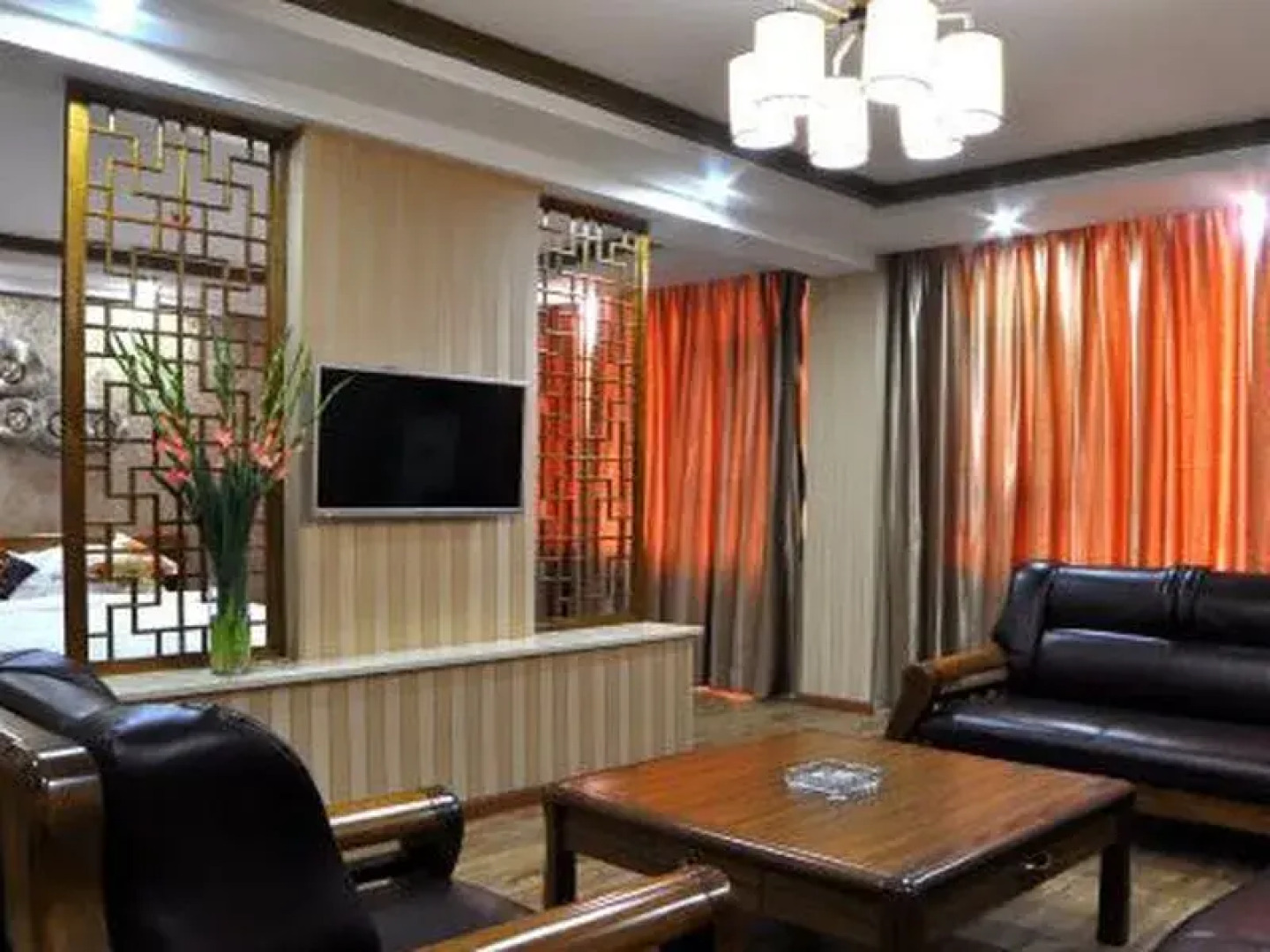 Zhangjiajie E-fashion Resort Hotel