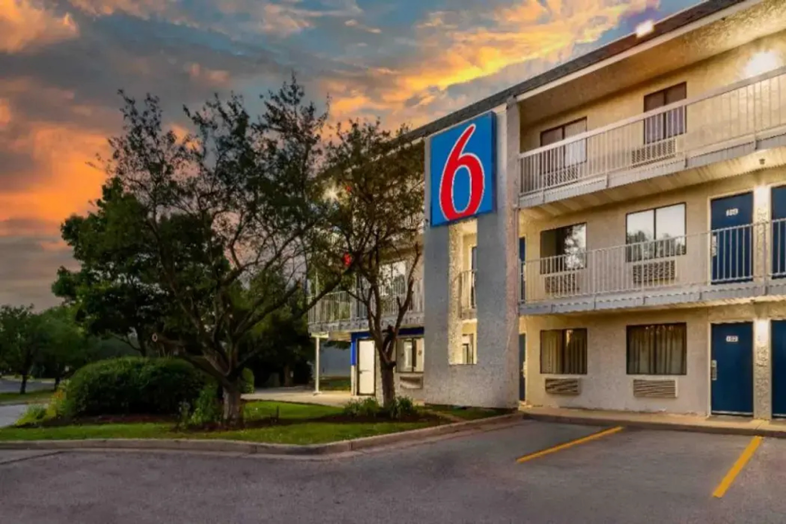 Motel 6 Rolling Meadows, IL - Chicago Northwest