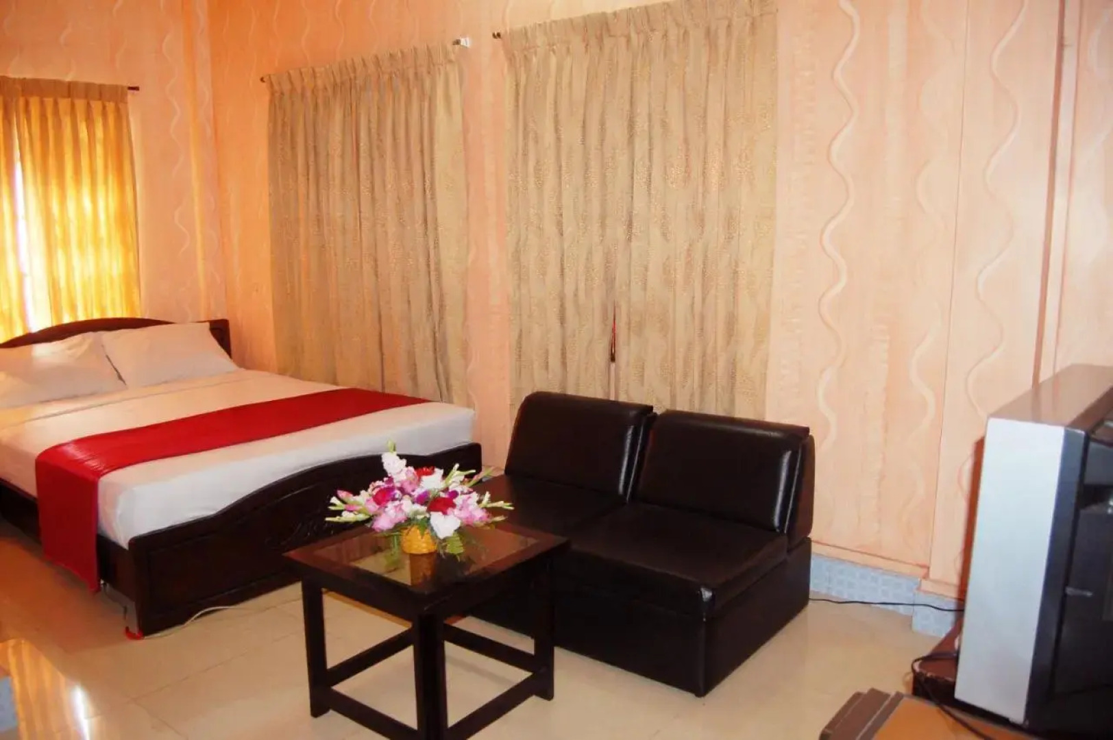 Hotel Swiss Garden International