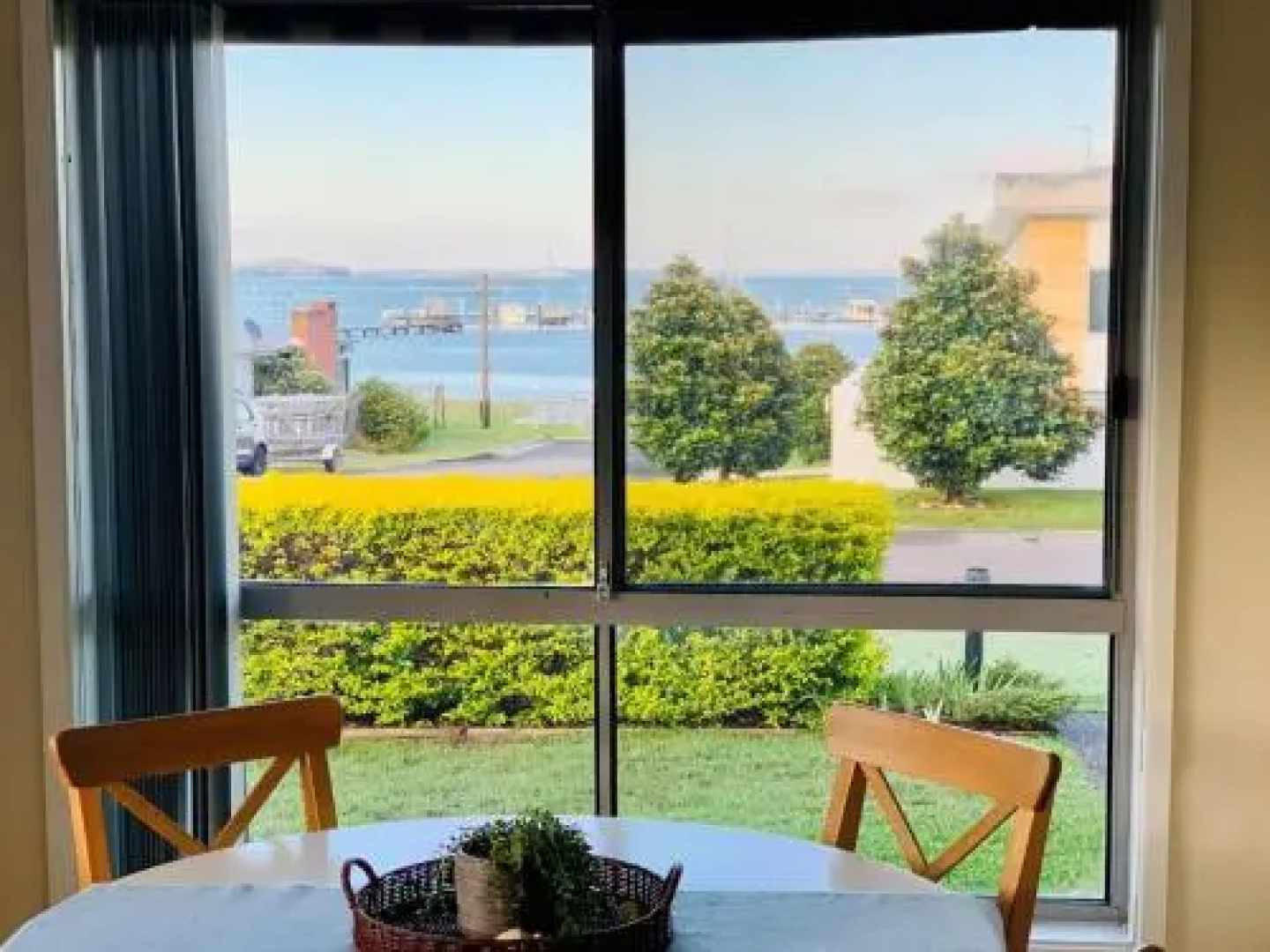 Sunset Place' 1/29 Sunset Boulevard- Gorgeous Townhouse So Close To The Water