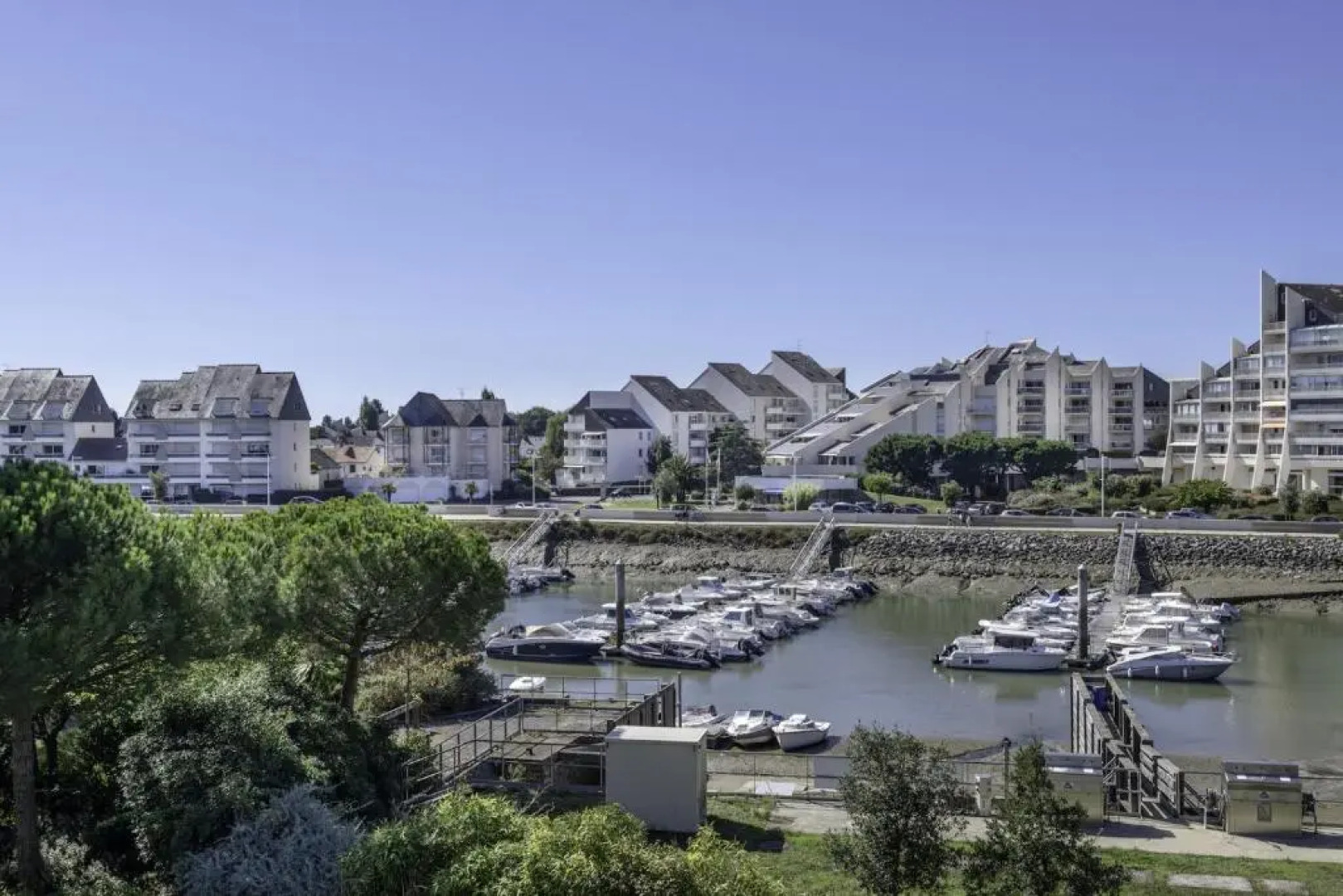 Séjour à 4 ou 6 avec vue sur la marina