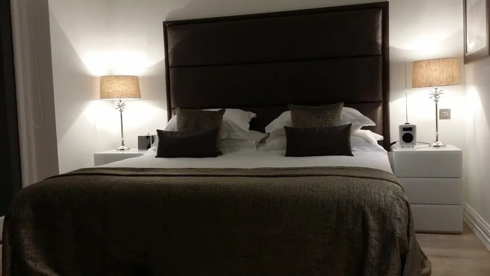 Bexhill Beach Residence Bed & Breakfast