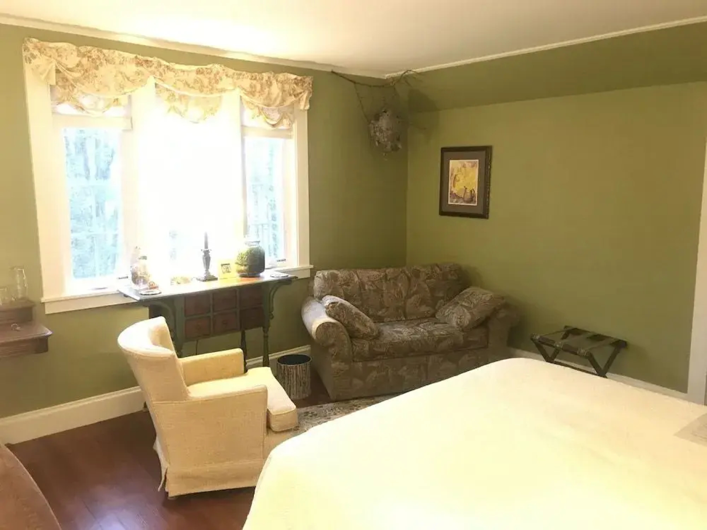 Howarth House Bed And Breakfast