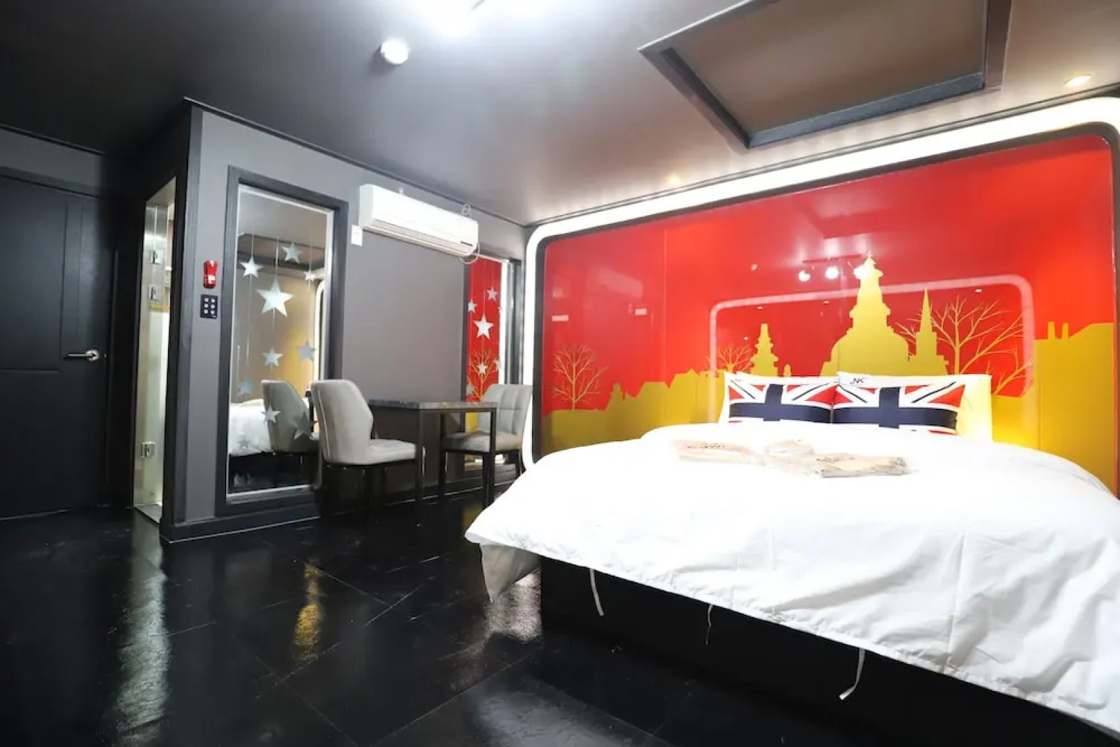 Gunsan JNK Classic Hotel - Gray