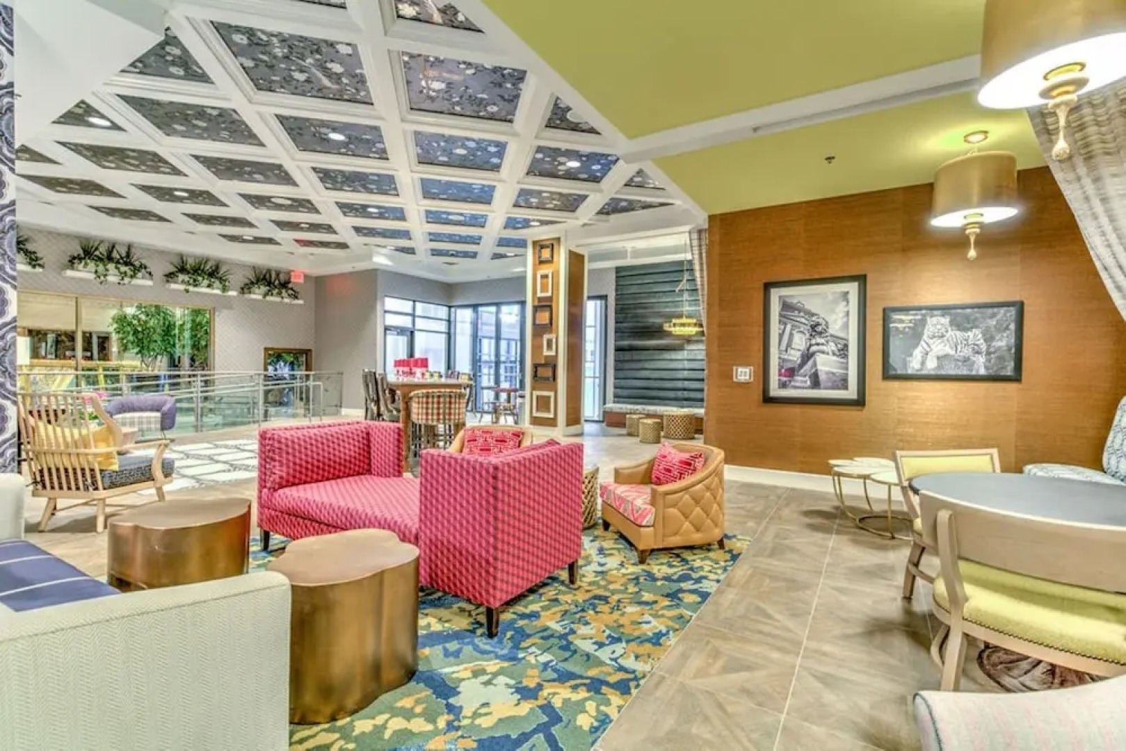 Global Luxury Suites in Downtown Cincinnati