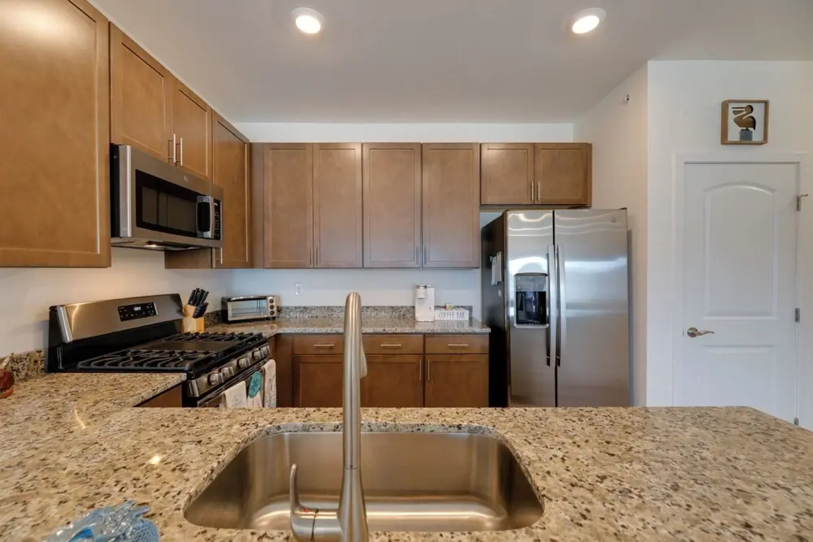 Bayfront Condo w/ Pool Access, Near Rehoboth Beach