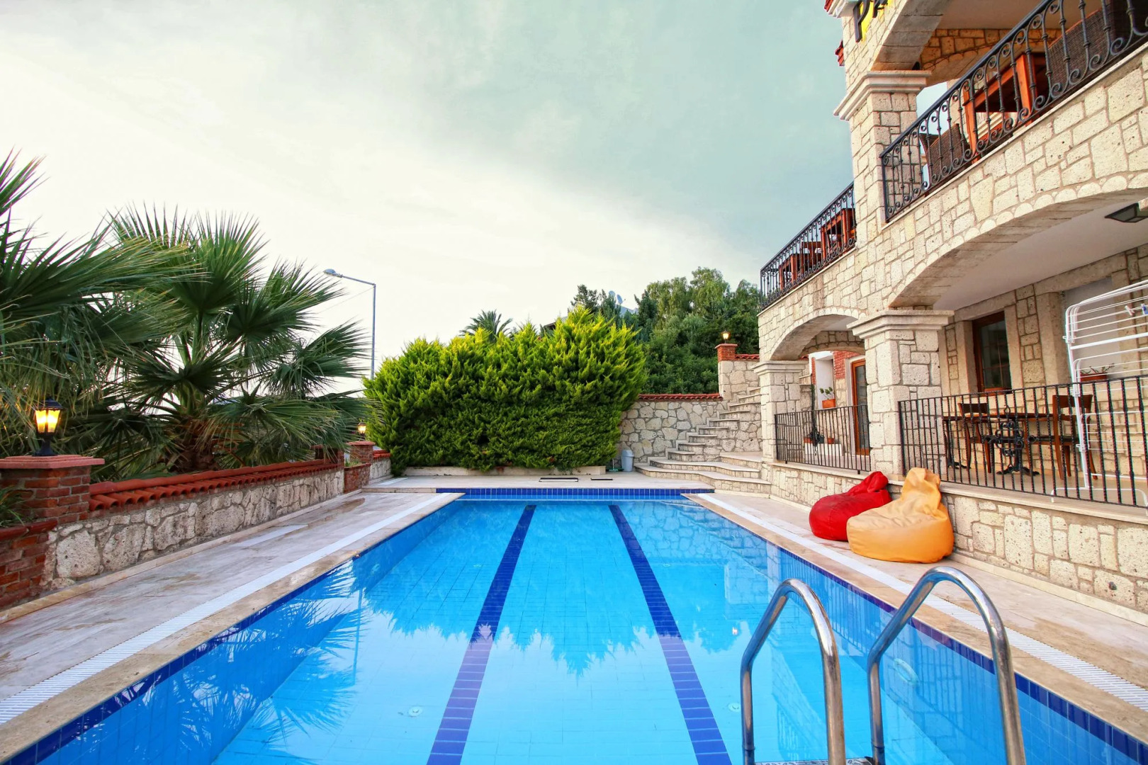 Pasha Port Hotel & Restaurant