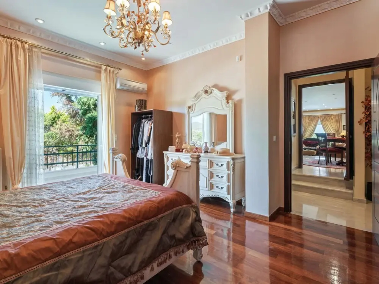 Lavish Villa in Archaia Korinthos With Swimming Pool