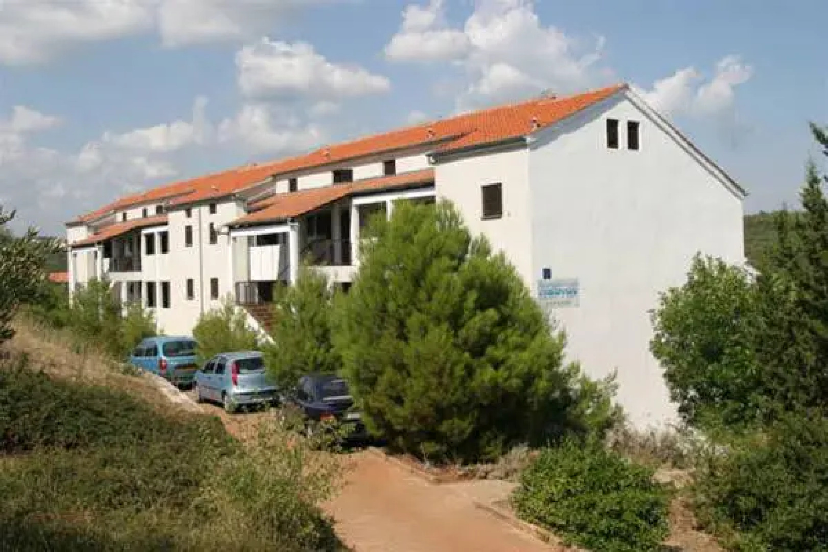 Apartments Hostin Duga Uvala