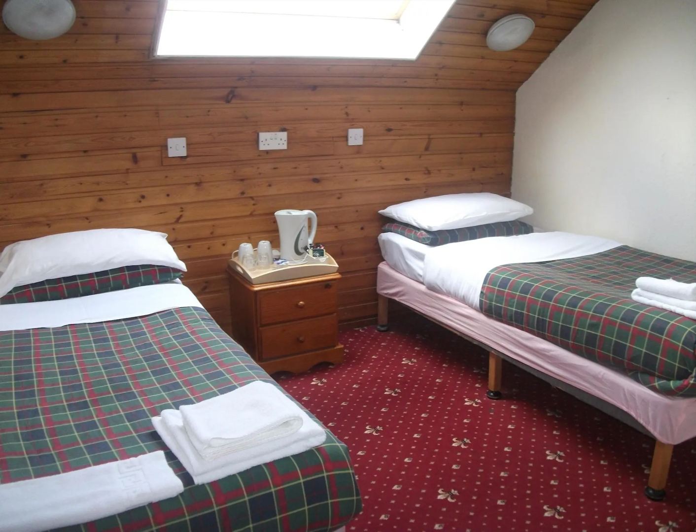 Edinburgh House Hotel