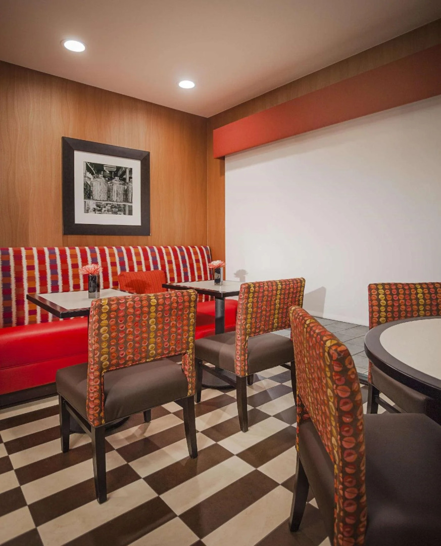 Hampton Inn Madison East Towne Mall Area