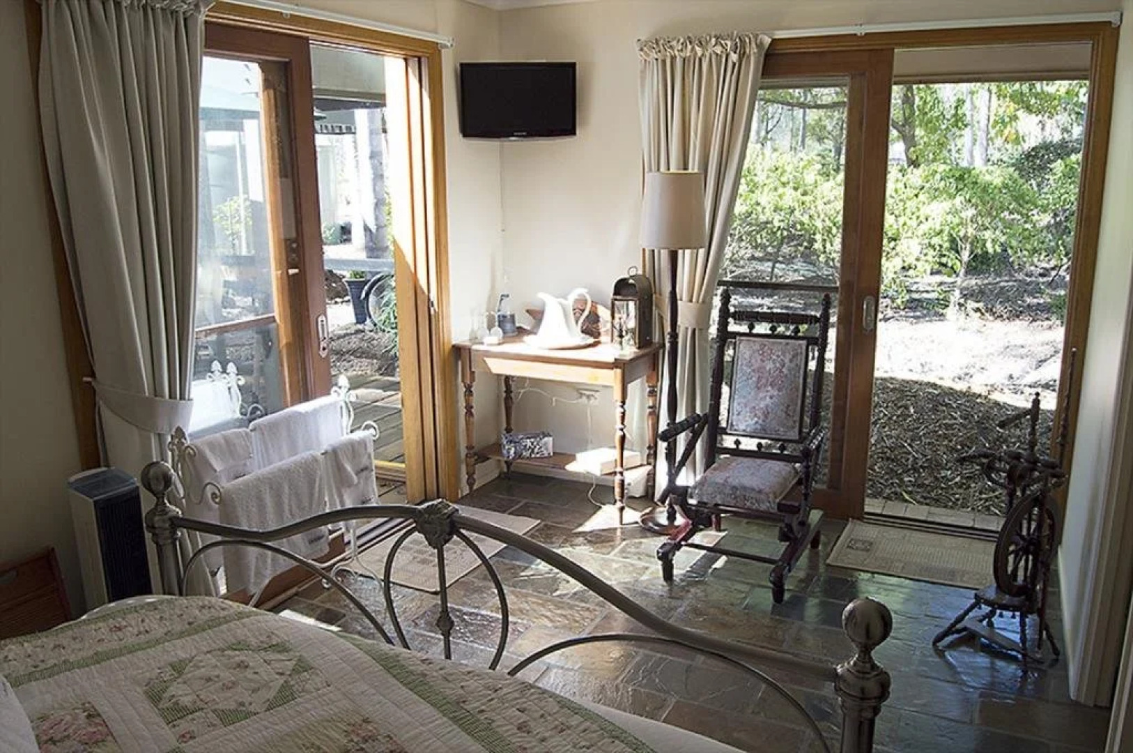 Hideaway Haven Bed and Breakfast