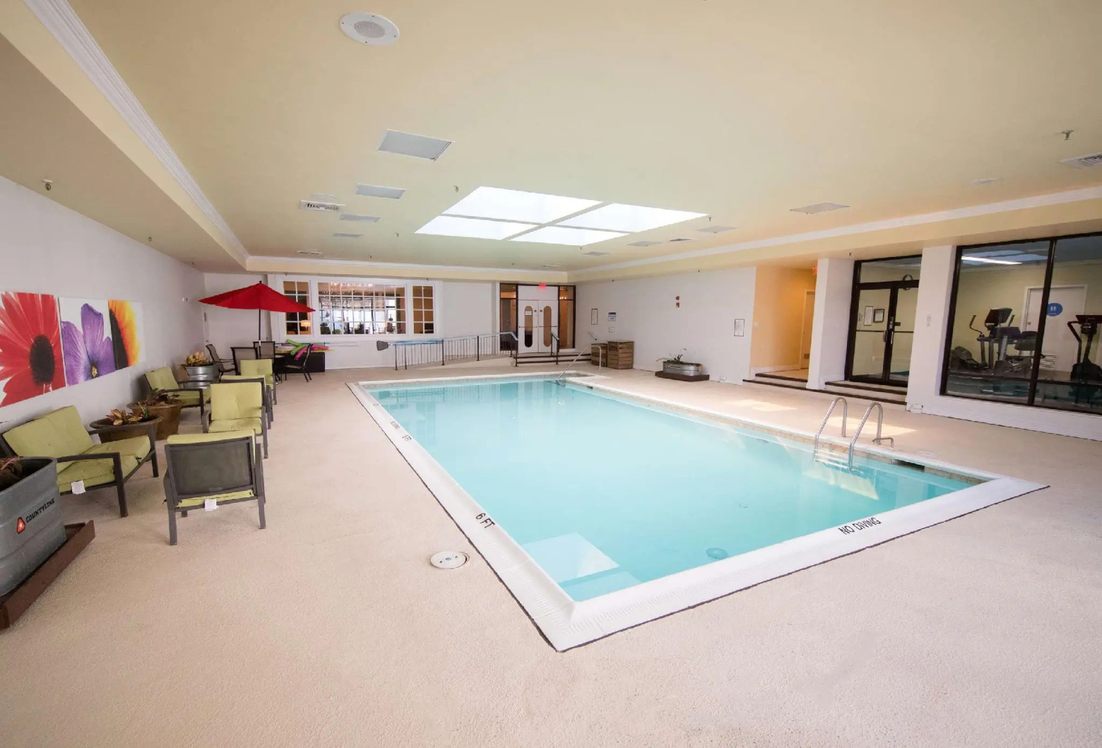 Bella Vista Hotel & Suites