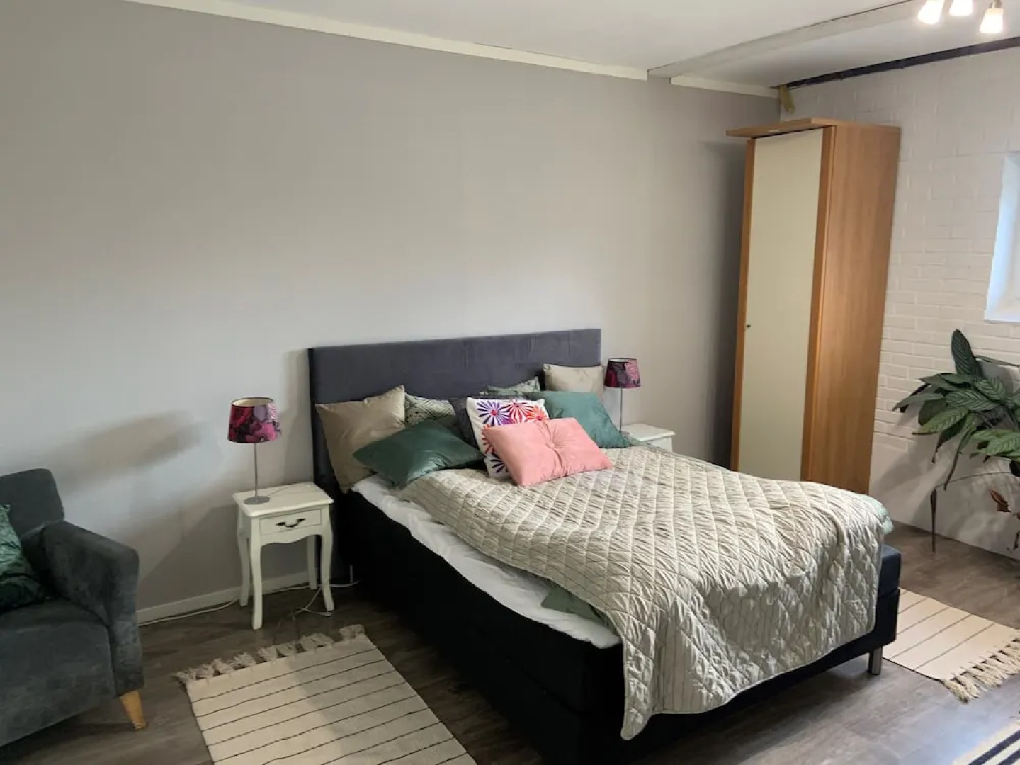 Alingsgård B&B - Spabad, bastu, gym, behandlingar & padelbana