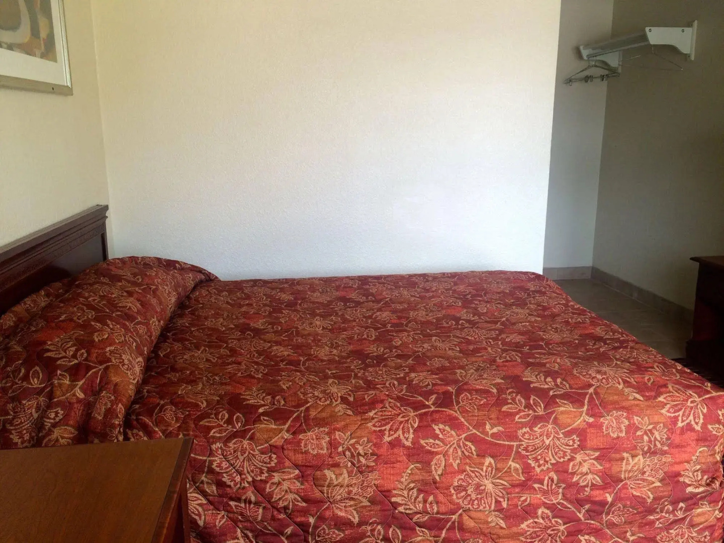 Red Carpet Inn - Opelika