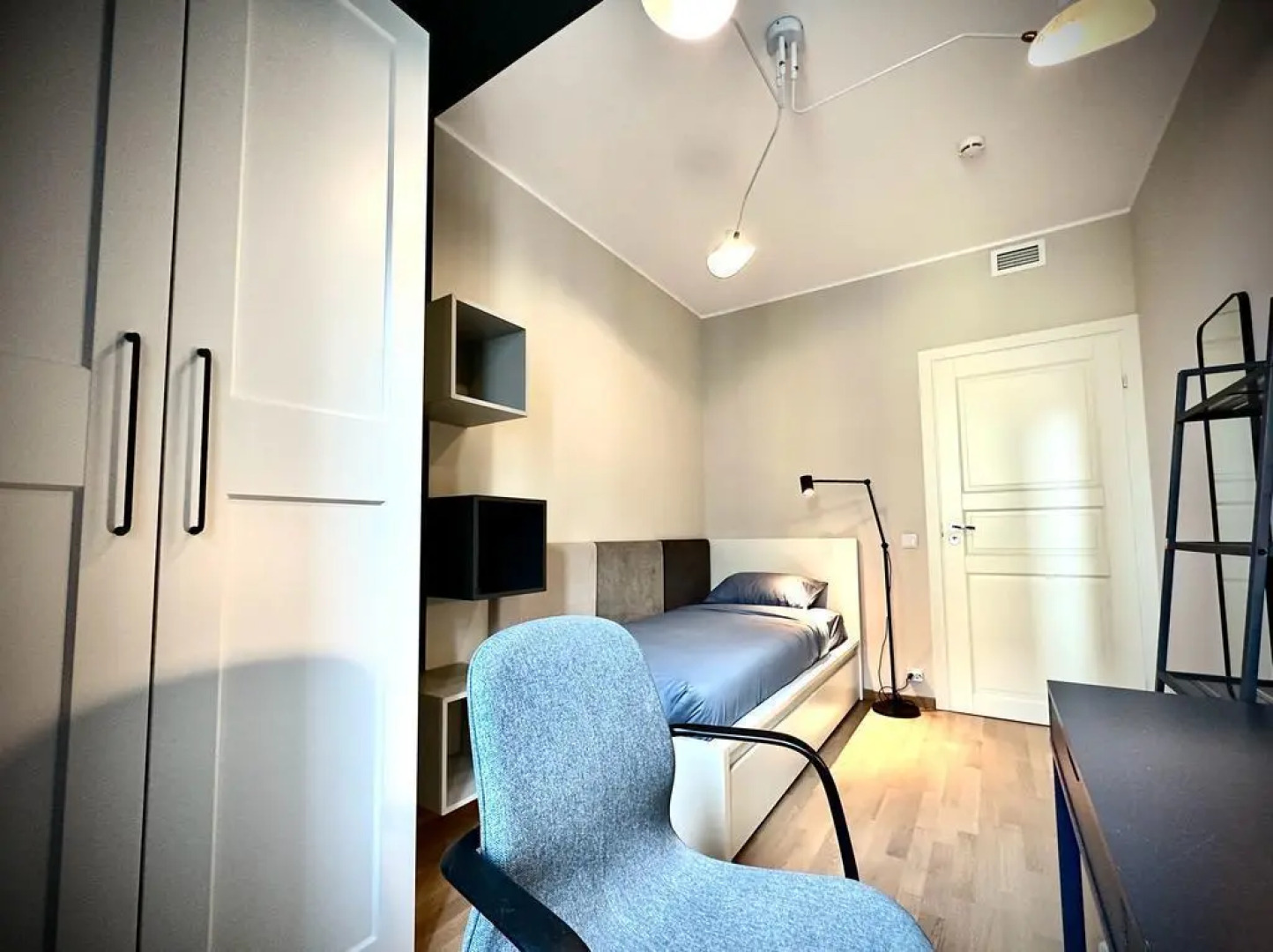 Апартаменты на Аптекарском проспекте 18