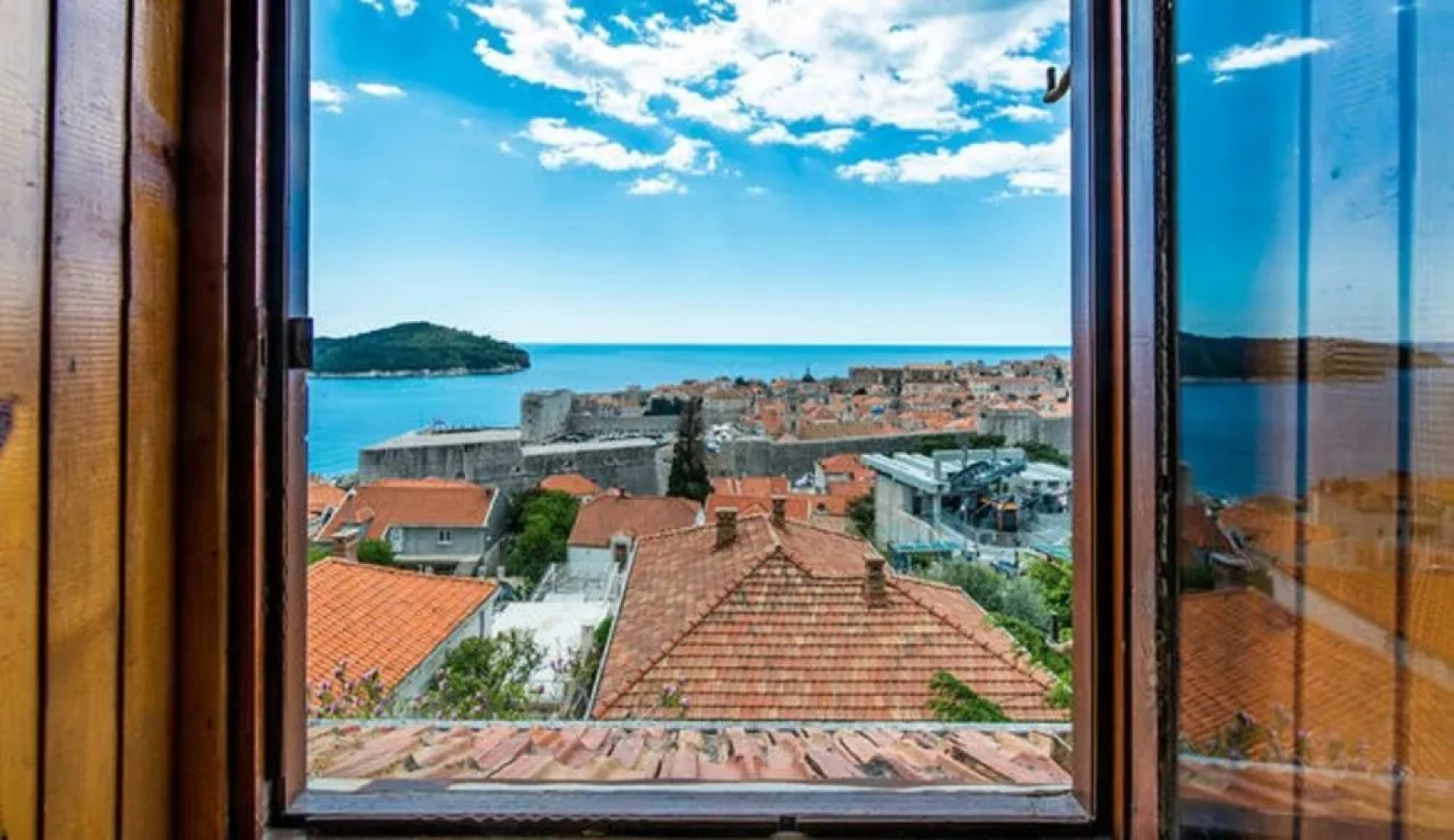 Kingslanding Old Town Hostel