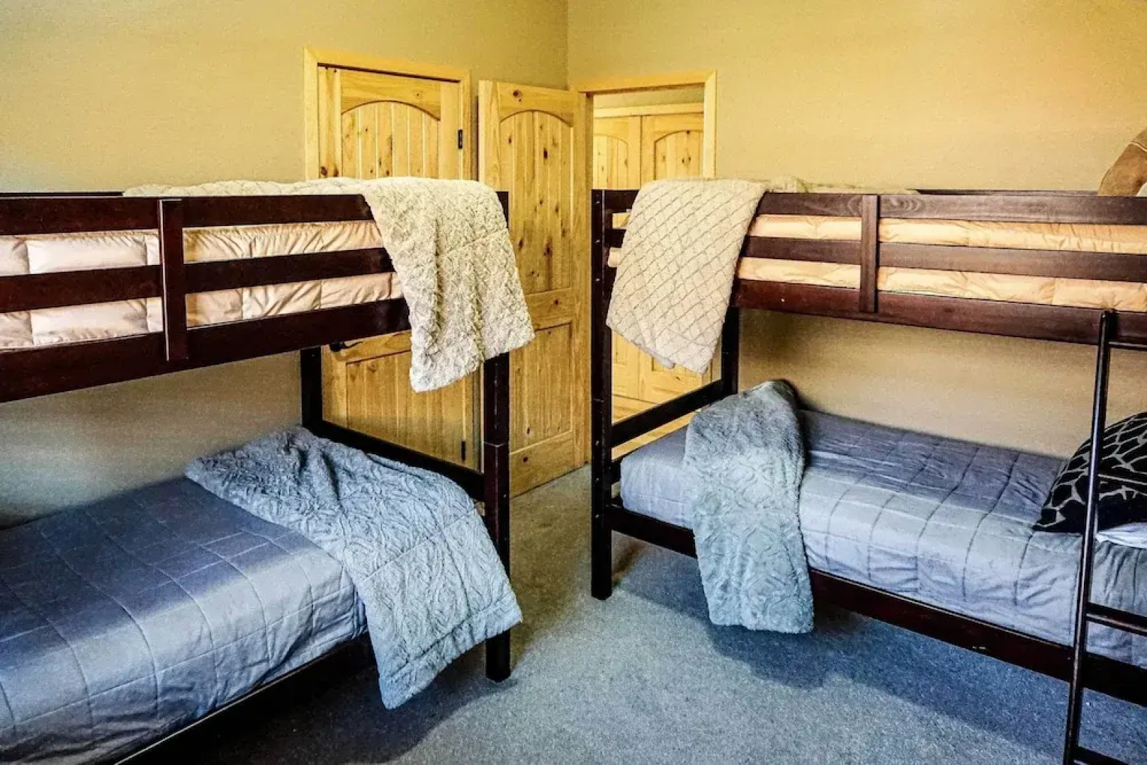 Waterfront Lakeside Home - 1 Block to Boat Ramp