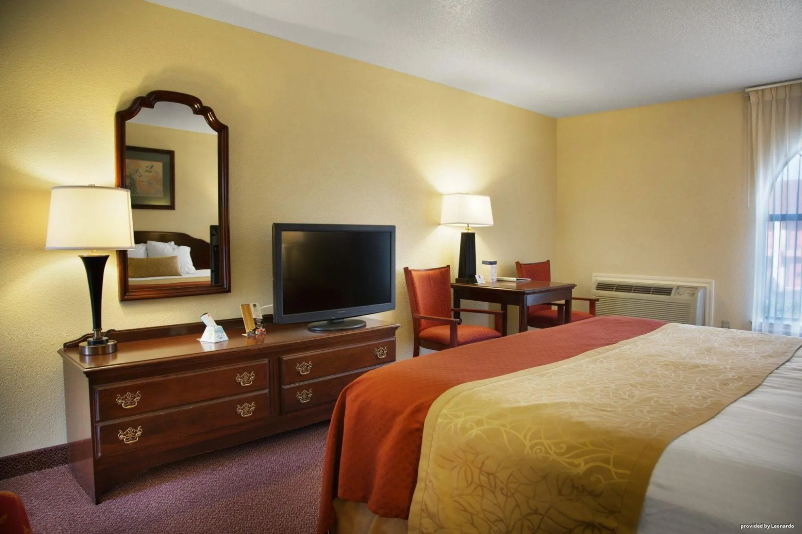 SureStay Plus by Best Western San Antonio Fiesta Inn