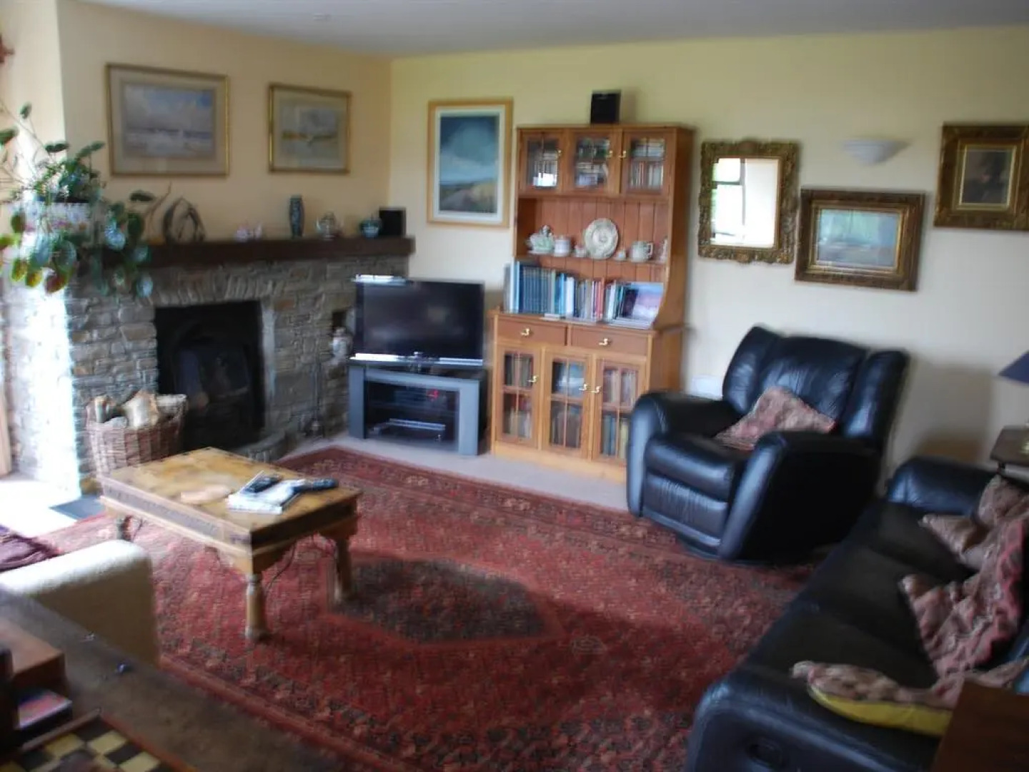 Carbery Cottage Guest Lodge