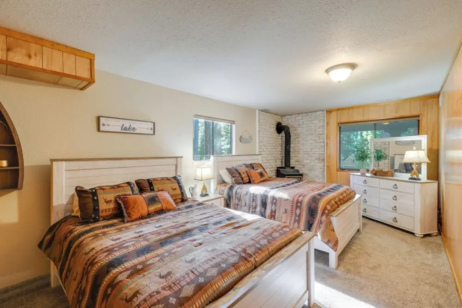 Quiet Cabin w/ Deck: Near Lake Almanor!