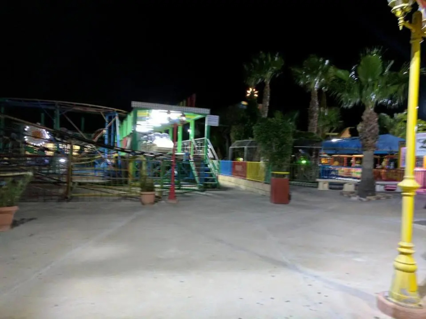 103 ELEGANT 2 bed apartment with free Wifi, AC, pool & gym!