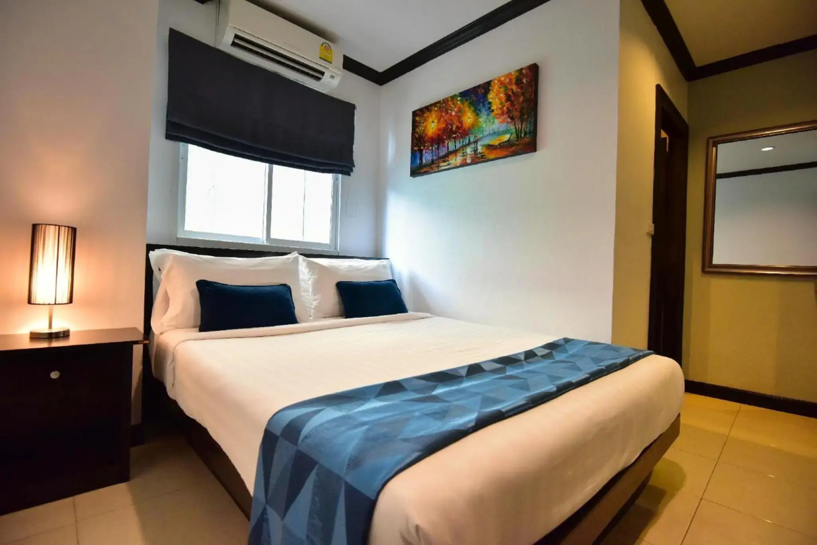 Hallo Patong Hotel & Restaurant