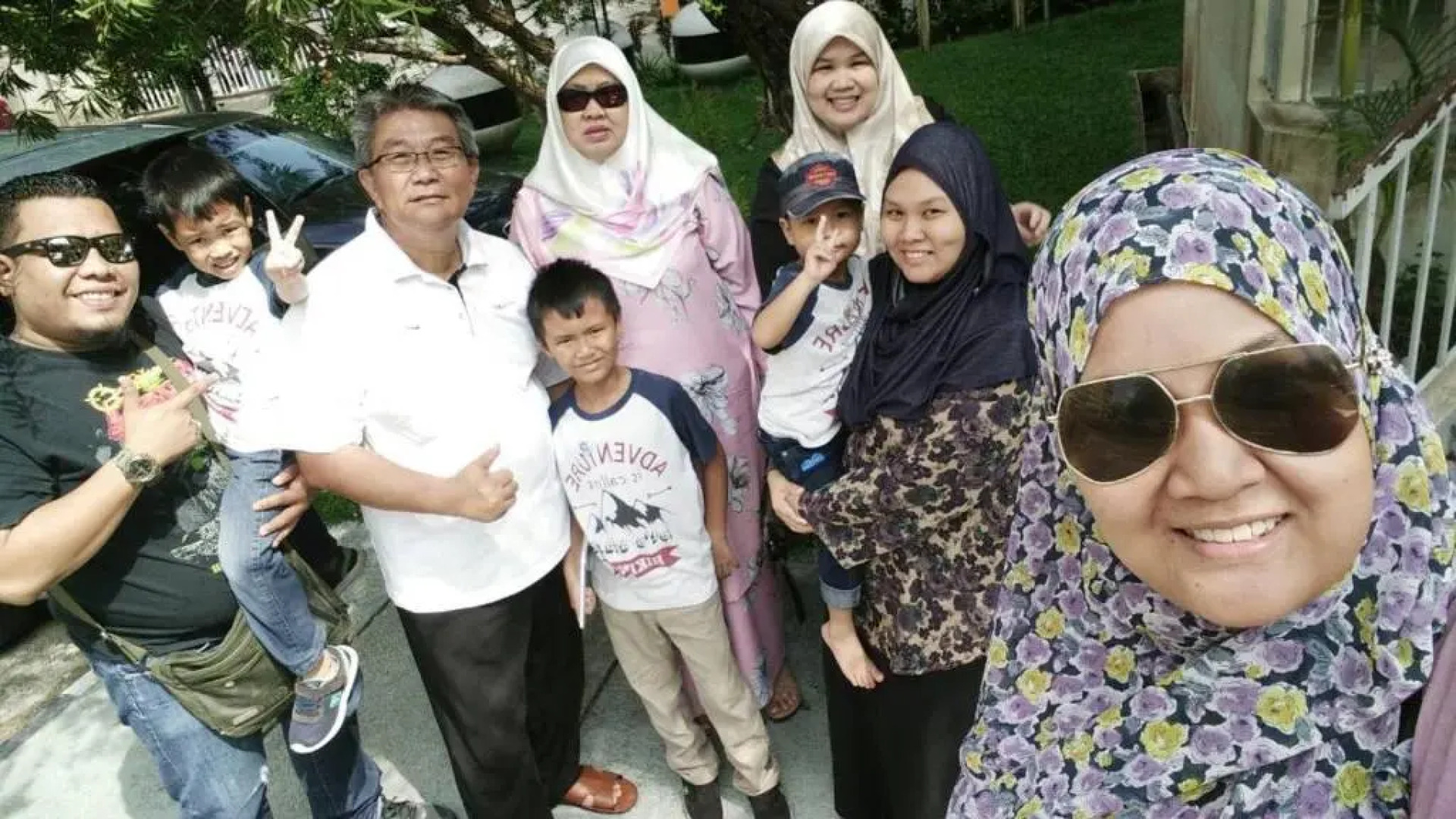 Bayu Emas Apartments