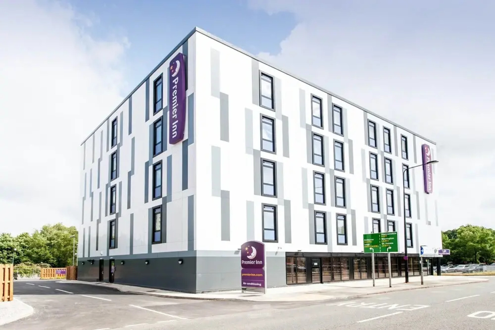 Premier Inn Wigan Town Centre