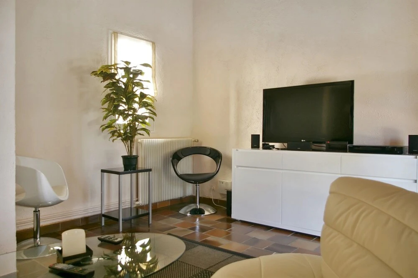 Villa With 4 Bedrooms in Dompierre-sur-charente, With Private Pool, En