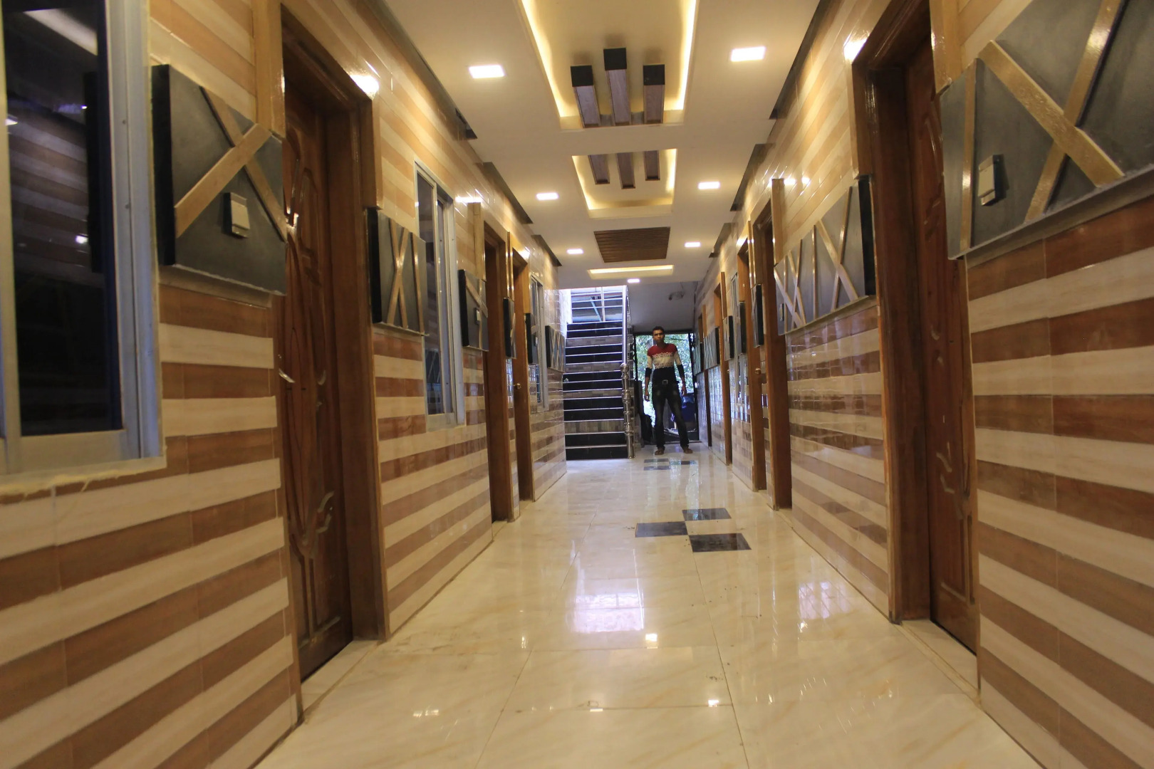 Rose Valley Motel & Resort