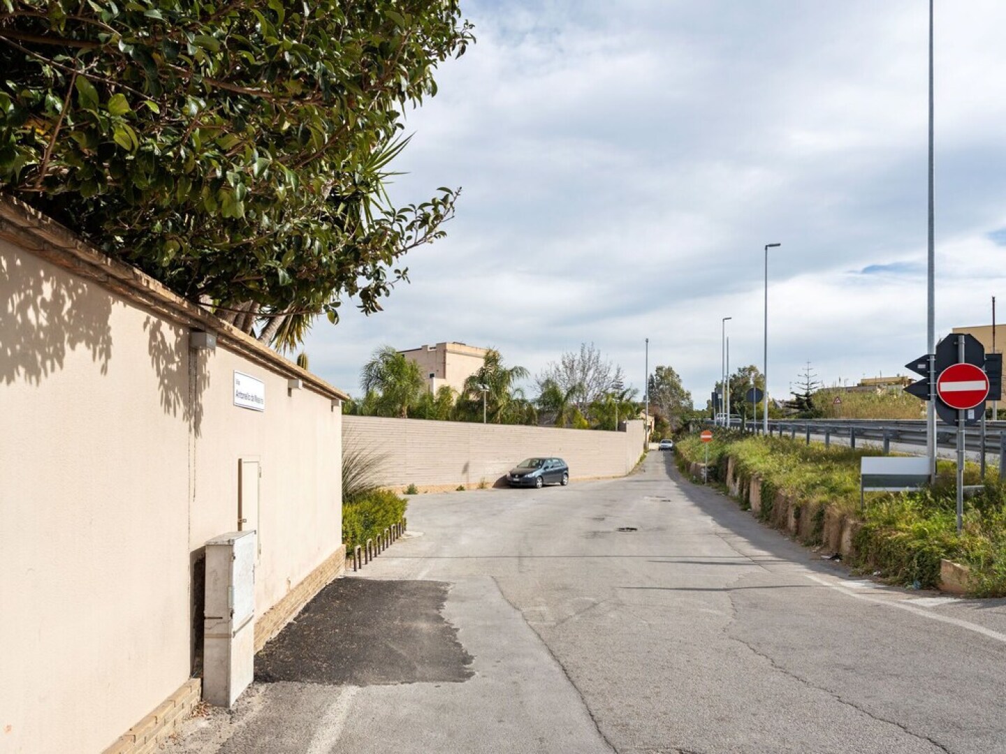 Enticing Holiday Home in Portella di Mare Near Sea Beach