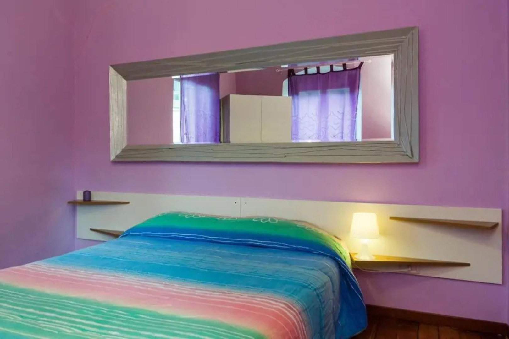 Apartment Effort Off c.d.c