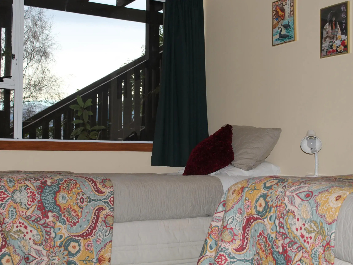 Brook House Bed & Breakfast and Cottages