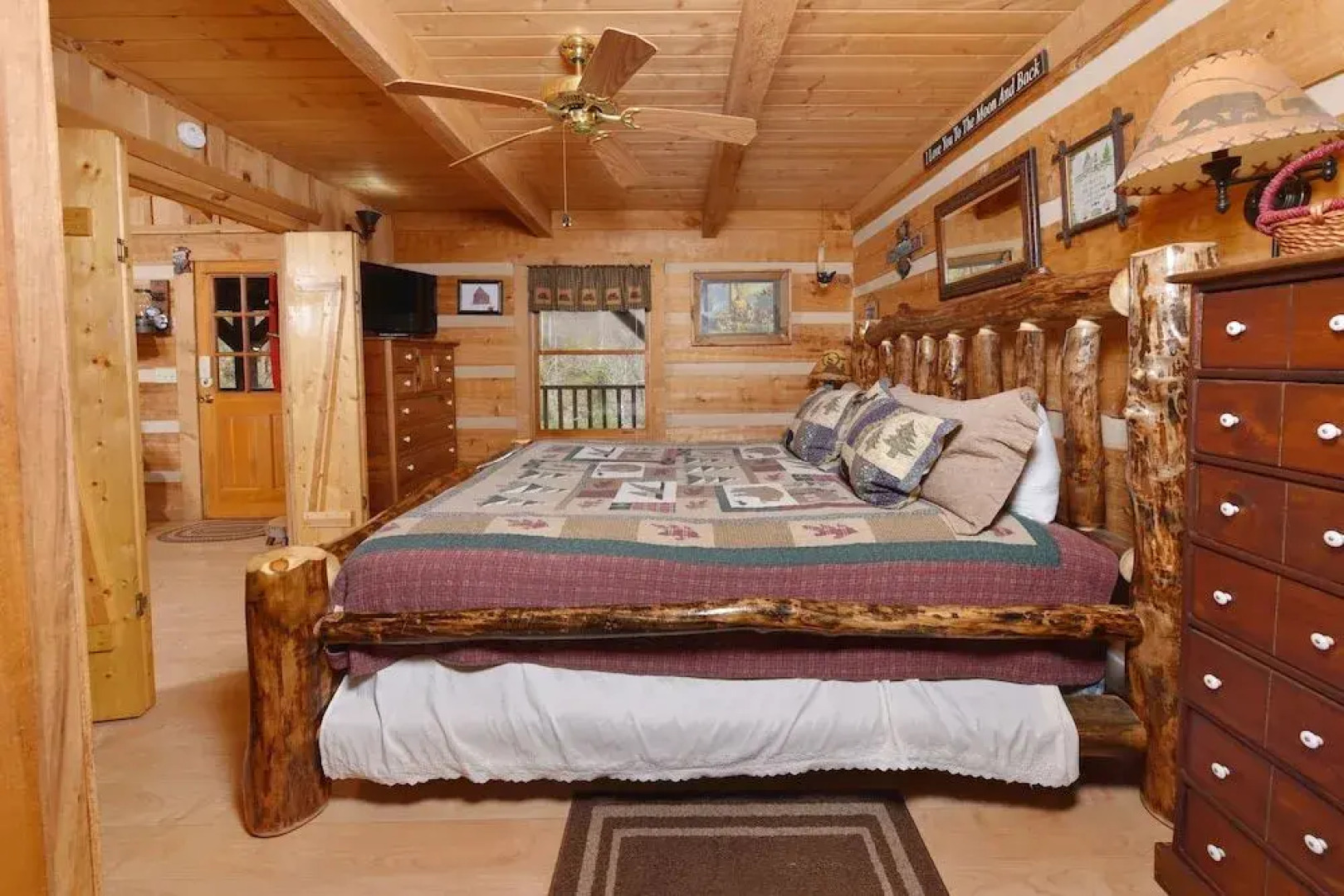 Bear Nekkid 1 Bedroom 1 Bathroom Cabin