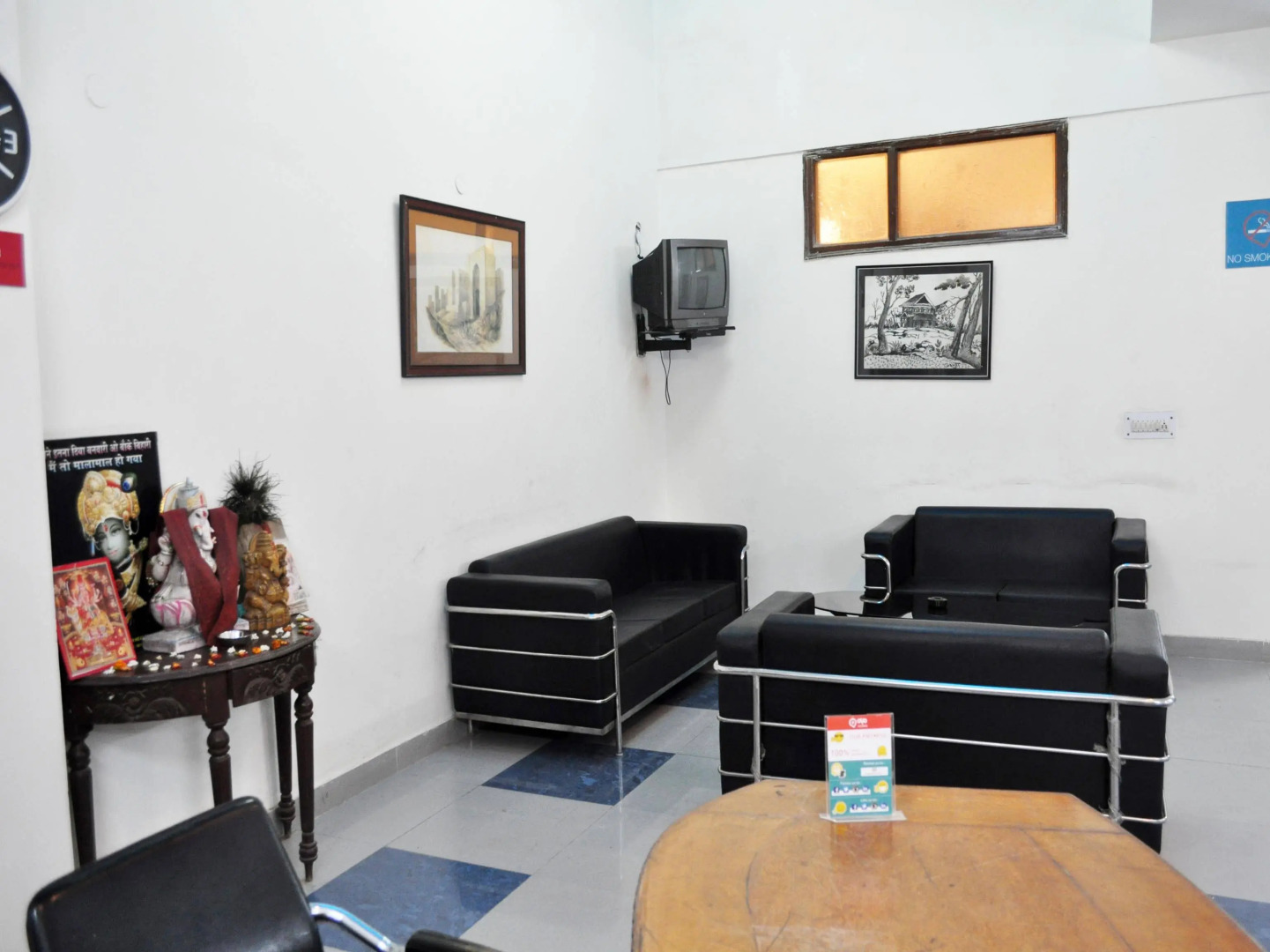 OYO Rooms Noida City Centre 196