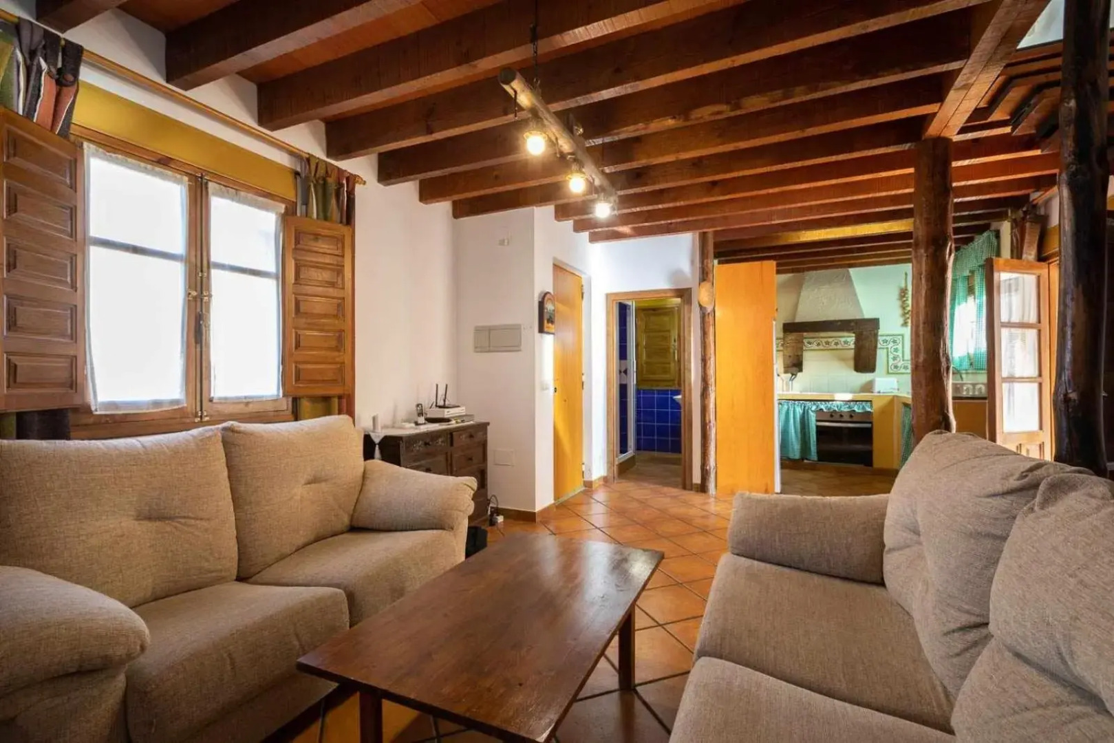 CASA ERNESTO Piscina Climatizada porche y garaje