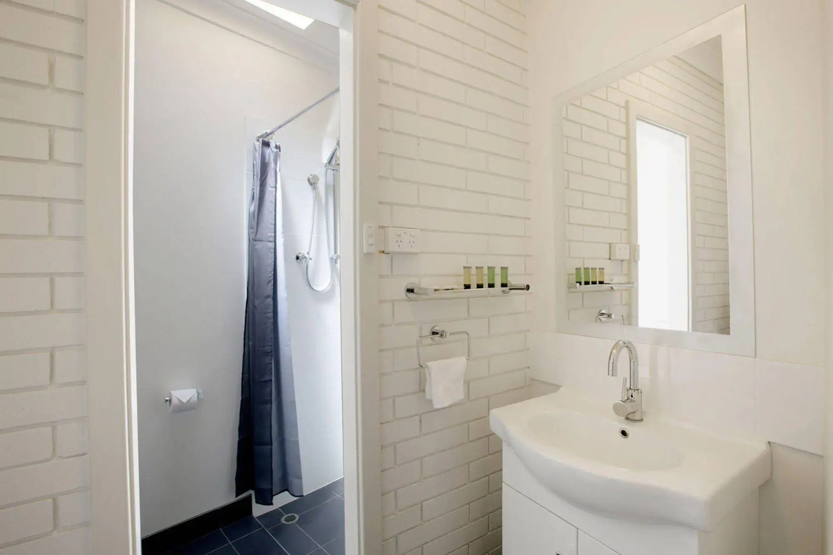 Nightcap at Playford Tavern