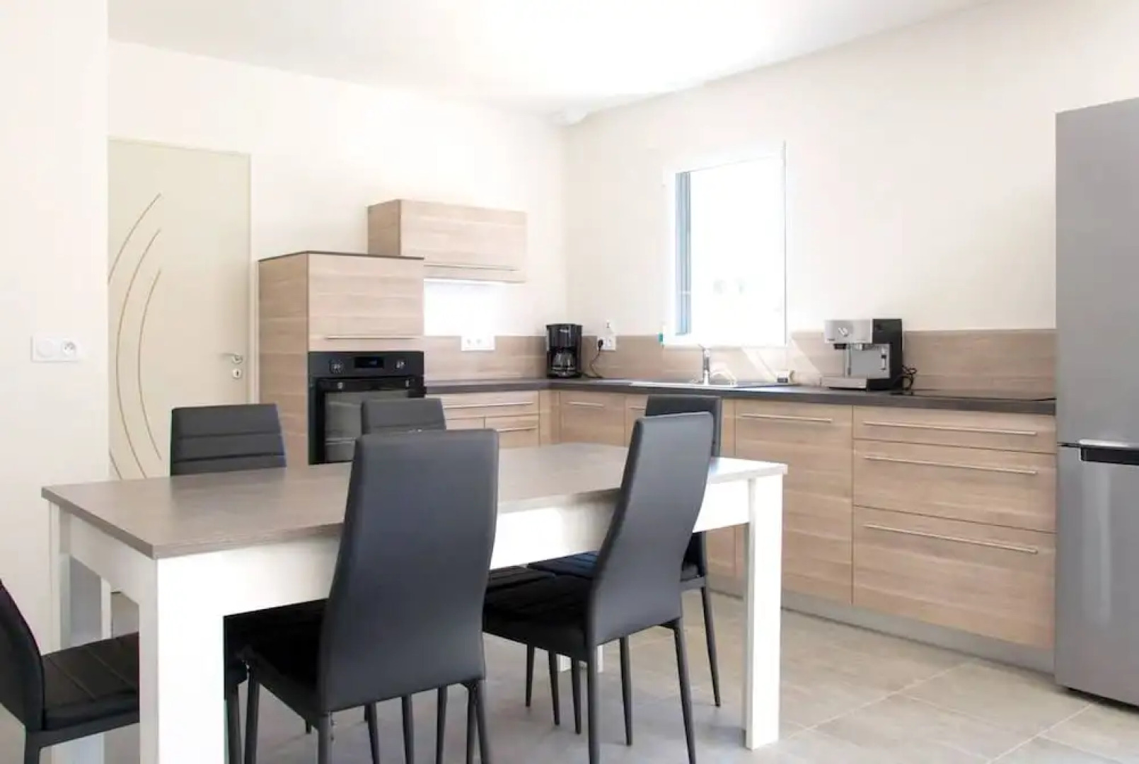 Villa With 3 Bedrooms in Saint-jean-de-monts, With Private Pool, Enclo