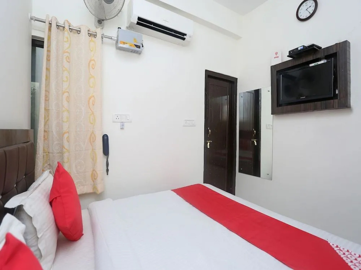 OYO 18301 Hotel A-one