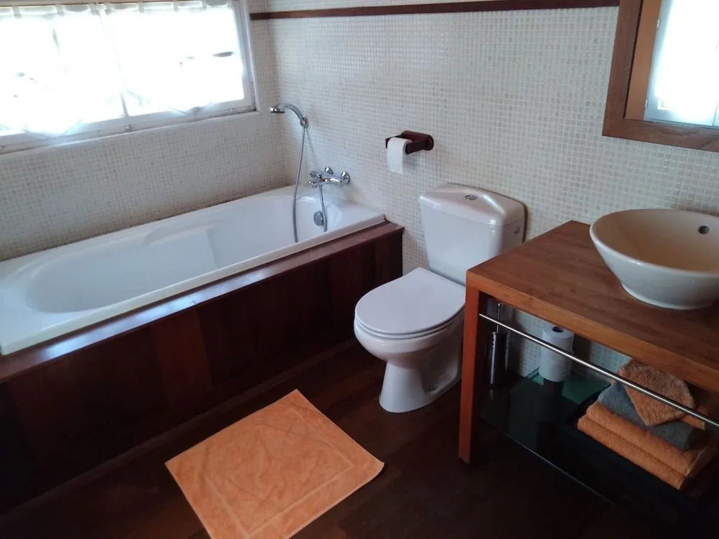 Les Hôtes du Paradis