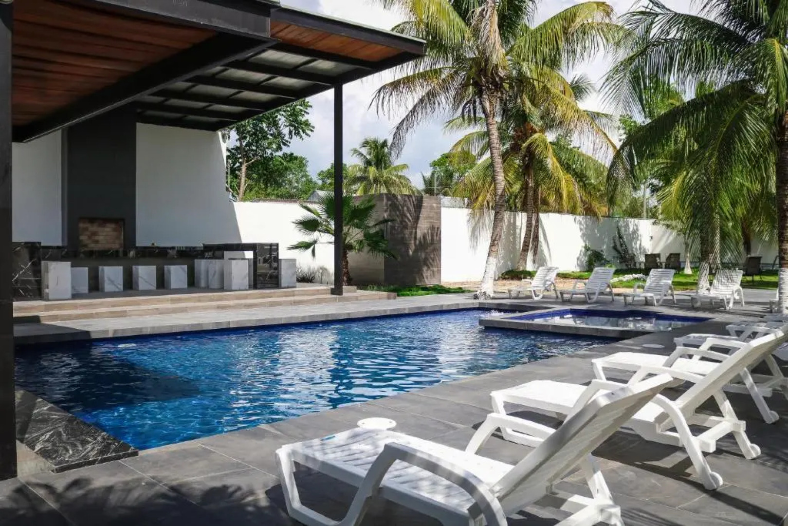 HOTEL DUBAI Inn & Suites