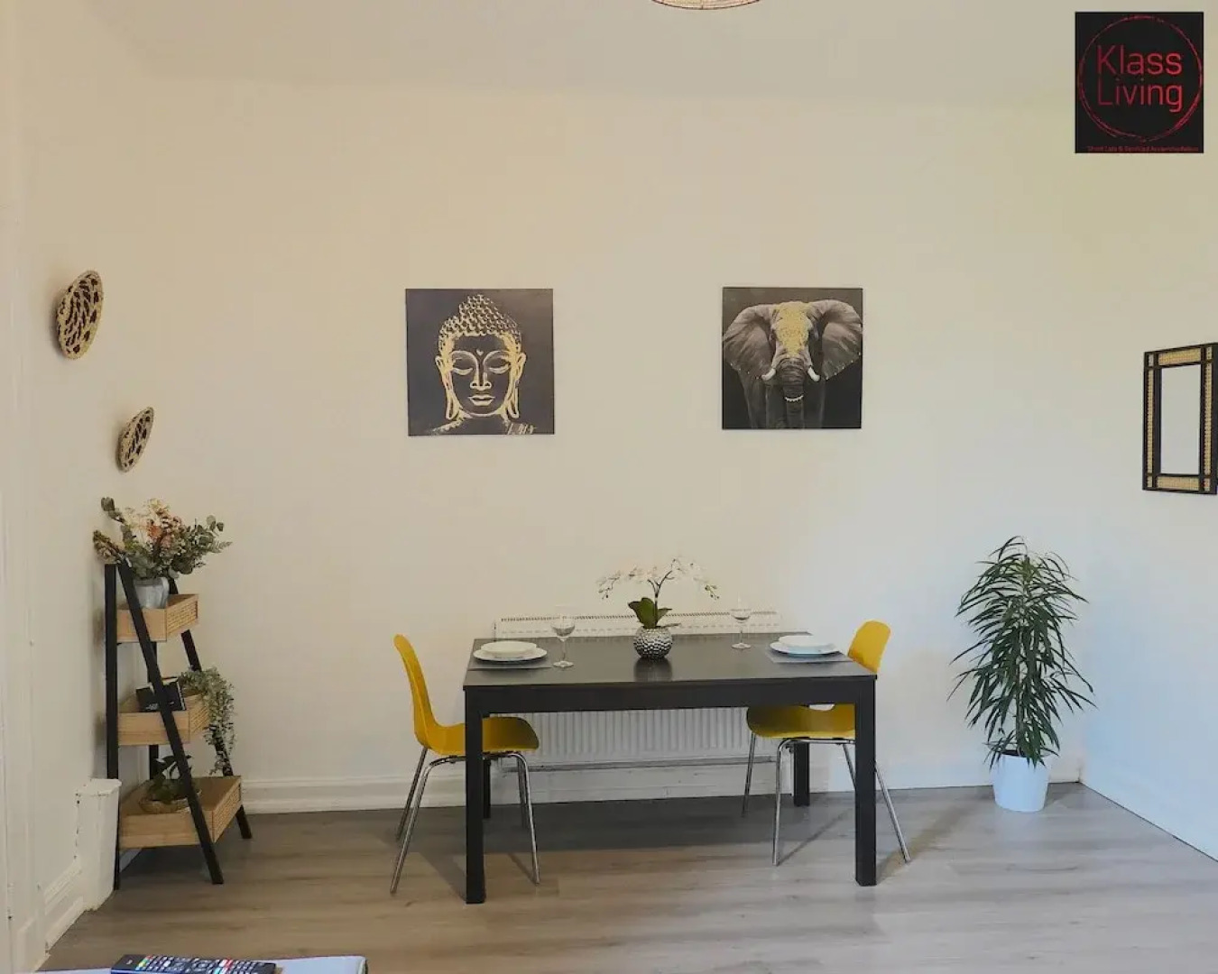 One Bedroom Apartment by Klass Living Serviced Accommodation Bellshill - Mossend  Apartment with WIFI  and Parking