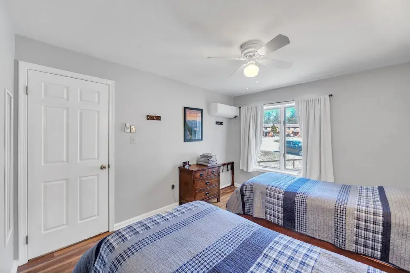 Upper Sleighride 25l - Wrap-around Deck End Unit 3 Bedroom Townhouse by The Summit at Gore Mountain