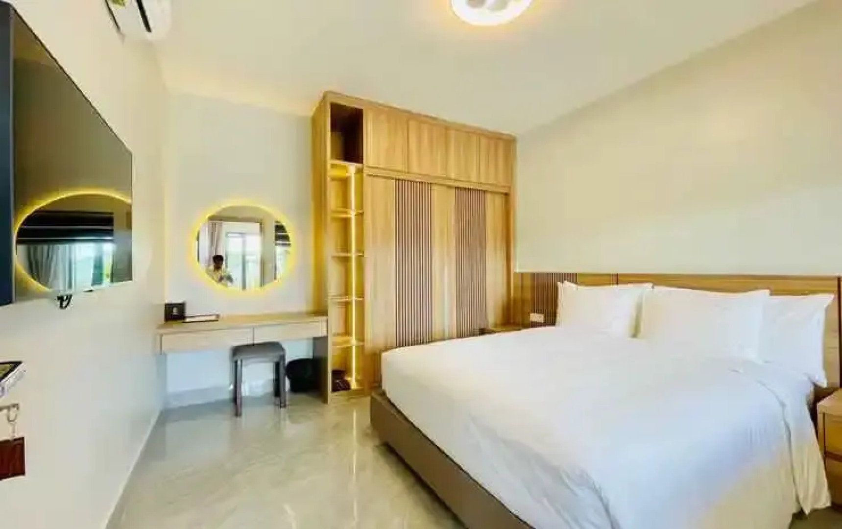 Sunflower Hotel & Resort