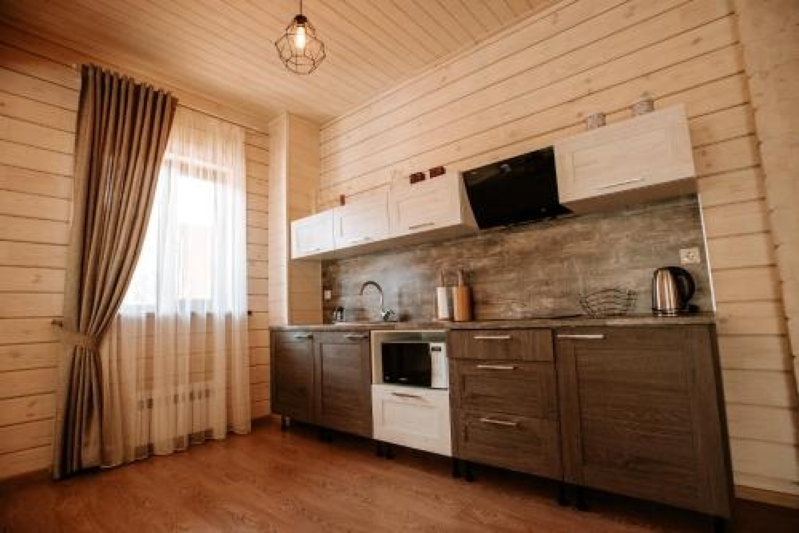 Бел-Кам-Тур