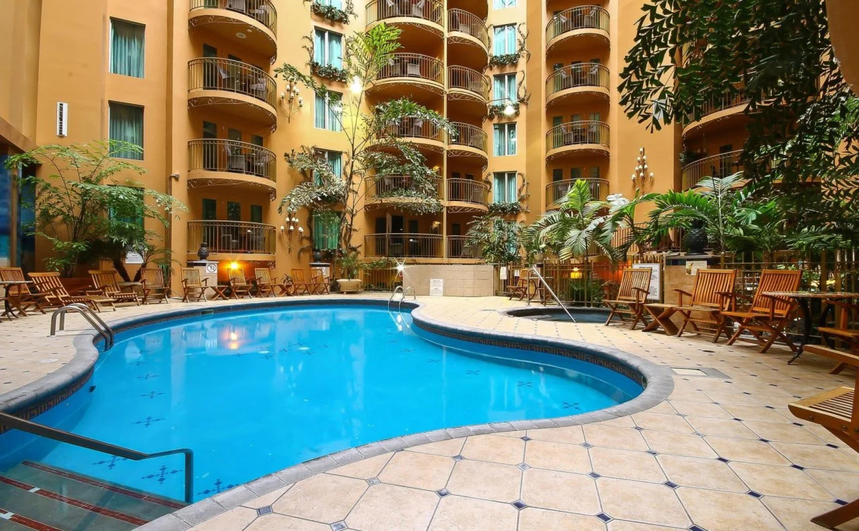 Hôtel Palace Royal Centre-Ville par JARO