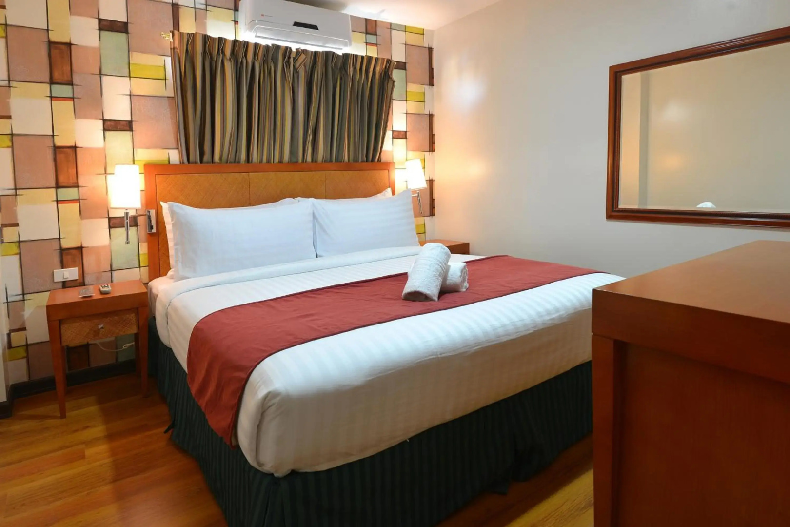 Royal Suites Condotel