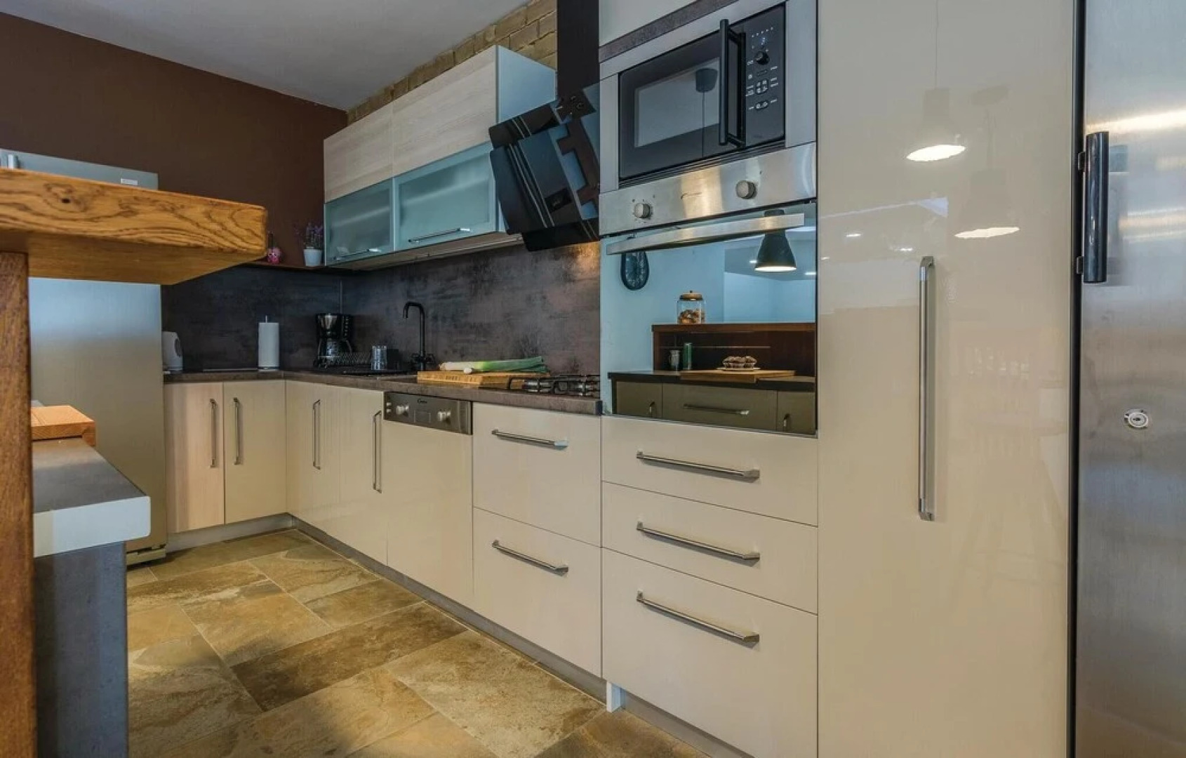 Beautiful Home in Pridraga With Wifi and 8 Bedrooms