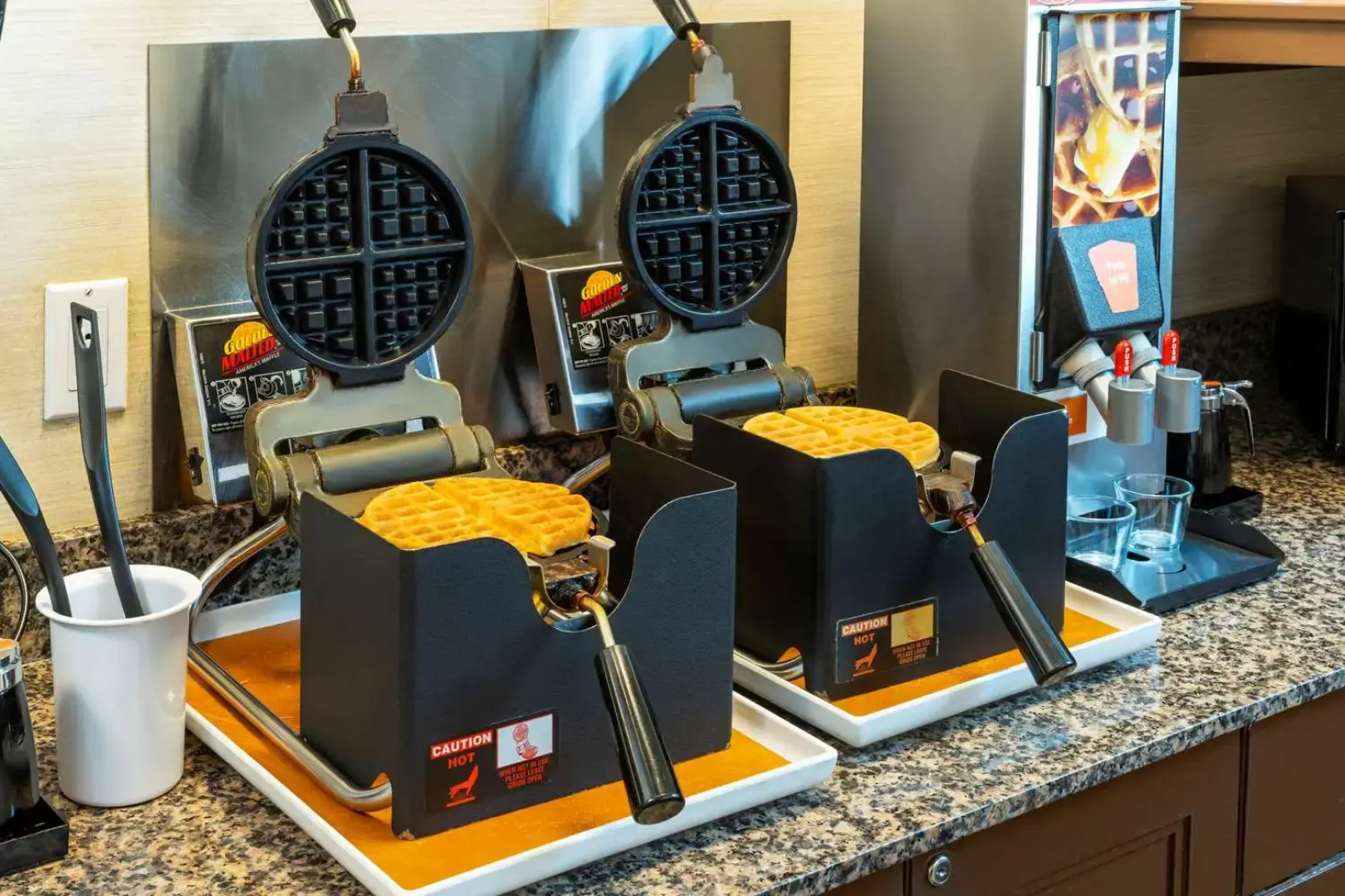 Comfort Inn Surrey Hotel